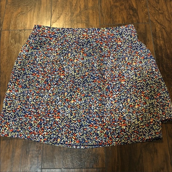 BCBGenerations Confetti Print Mini Skirt Sz 12 EUC - Picture 9 of 9